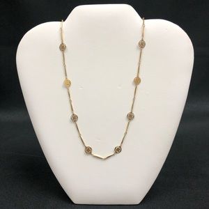 Avon gold tone flower necklace